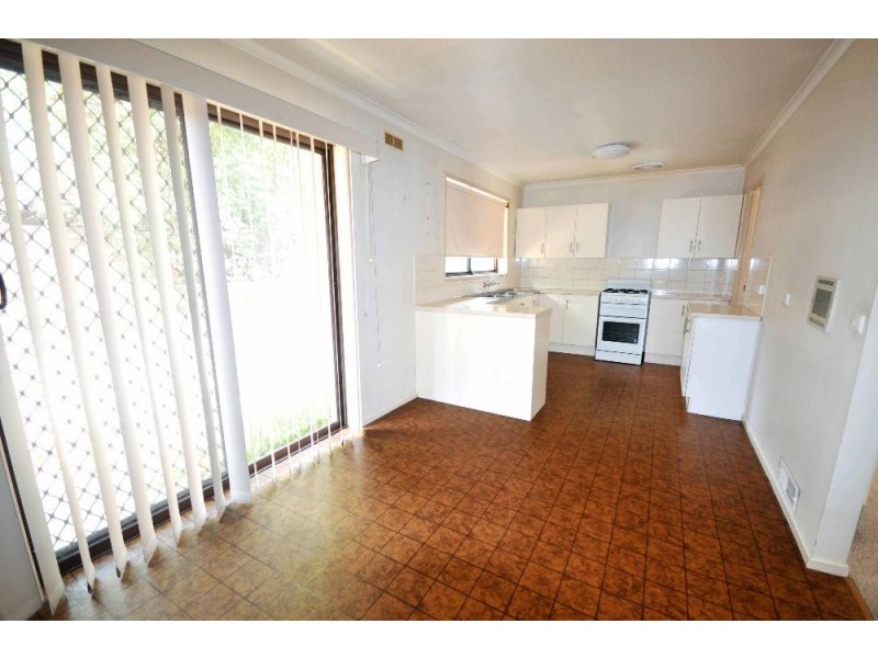 14 Lacebark Court, Thurgoona NSW 2640