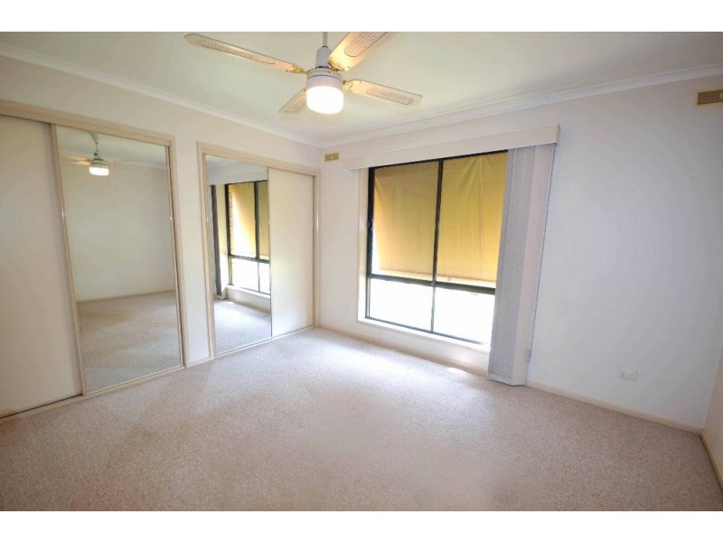 14 Lacebark Court, Thurgoona NSW 2640