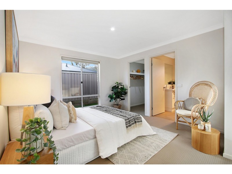 17 Chafia Place, Springdale Heights NSW 2641