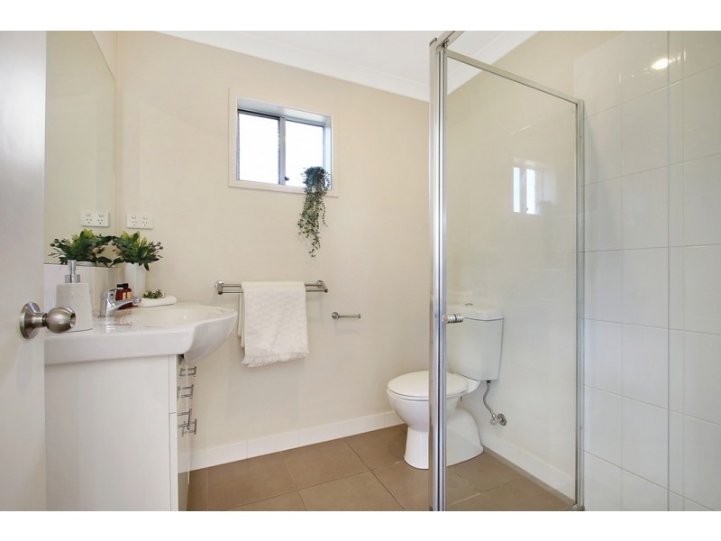 17 Chafia Place, Springdale Heights NSW 2641