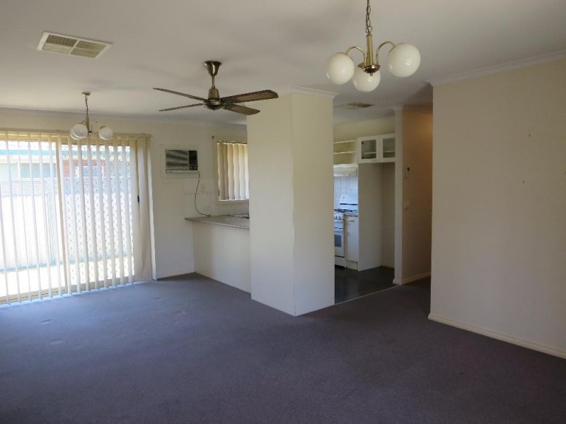 1/3 Rachel Court, Lavington NSW 2641