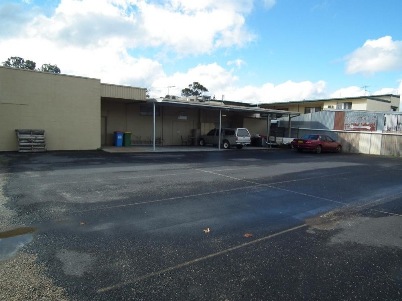 Shop 3/329 Urana Road, Lavington NSW 2641