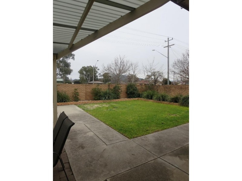 1/430 Urana Road, Lavington NSW 2641