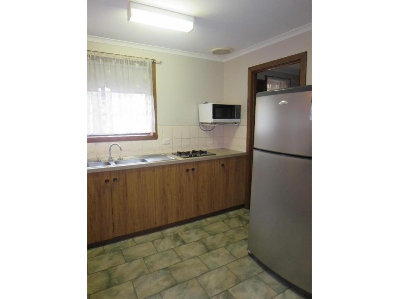 1/430 Urana Road, Lavington NSW 2641