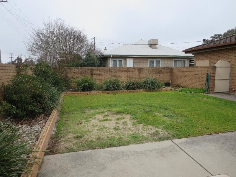 1/430 Urana Road, Lavington NSW 2641