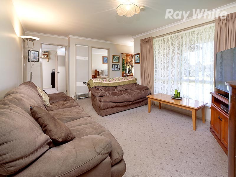 10 Hawkins Street, Howlong NSW 2643