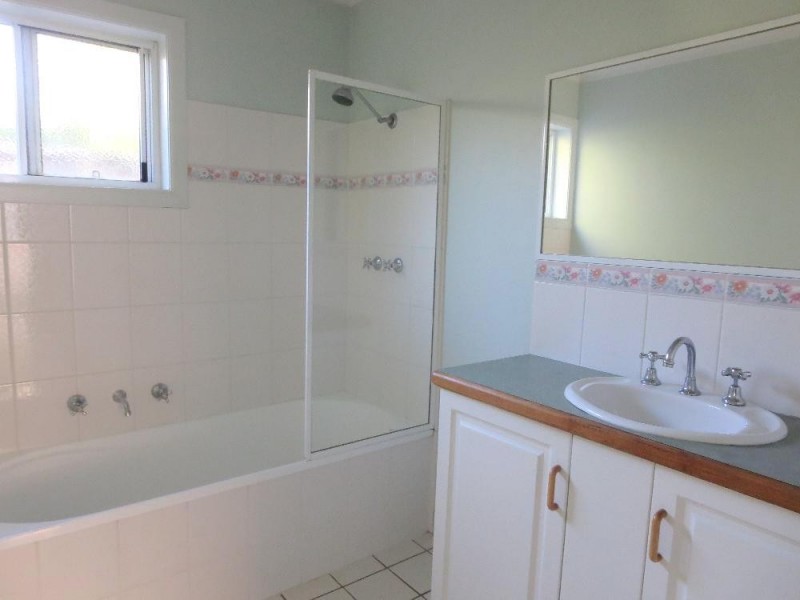 873 Tenbrink Street, Albury NSW 2640