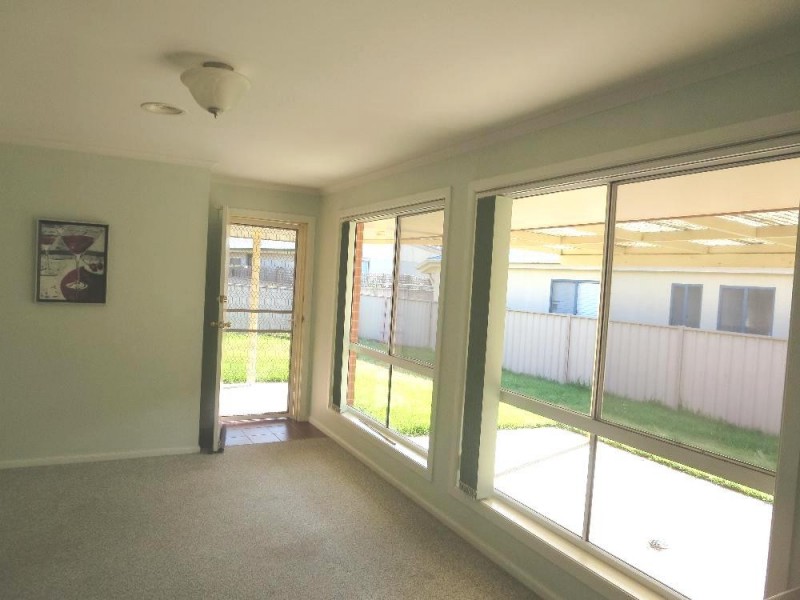 873 Tenbrink Street, Albury NSW 2640