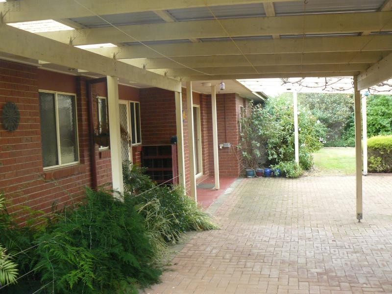 188 Hoddle Street, Howlong NSW 2643