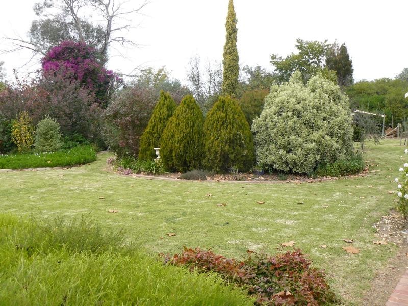 188 Hoddle Street, Howlong NSW 2643