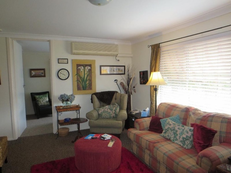 1-4/551 Kalimna Crescent, Lavington NSW 2641