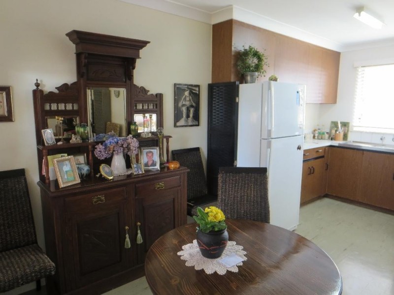 1-4/551 Kalimna Crescent, Lavington NSW 2641