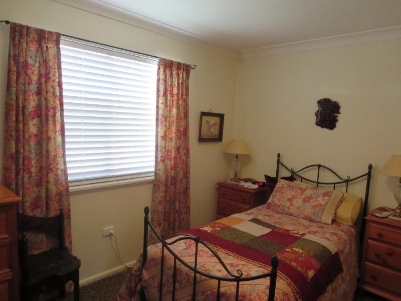 1-4/551 Kalimna Crescent, Lavington NSW 2641