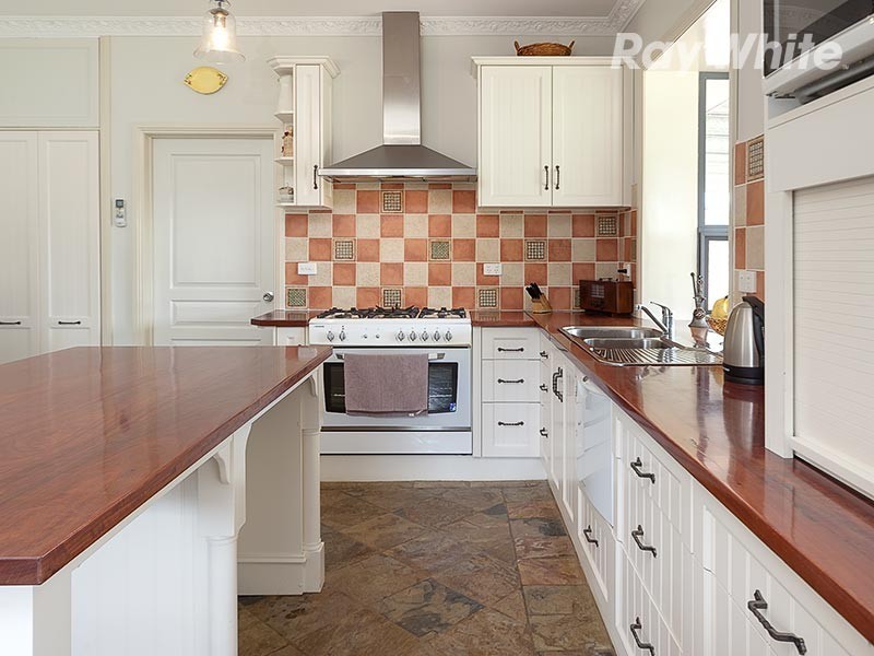 139 Townsend Street, Howlong NSW 2643