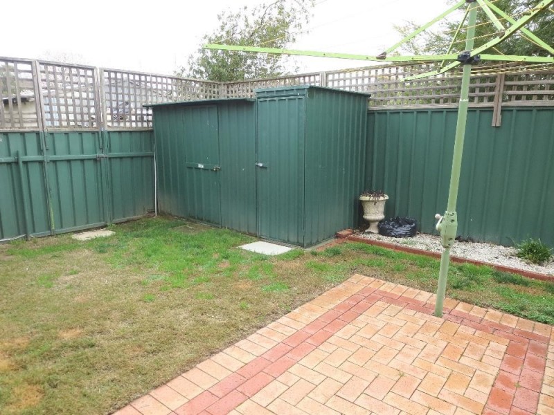 33/588 Oliver Street, Lavington NSW 2641