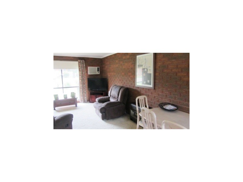 1/595 Webb Street, Lavington NSW 2641