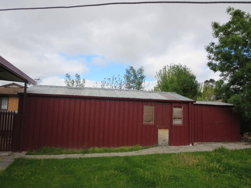 989 Captain Cook Drive, North Albury NSW 2640