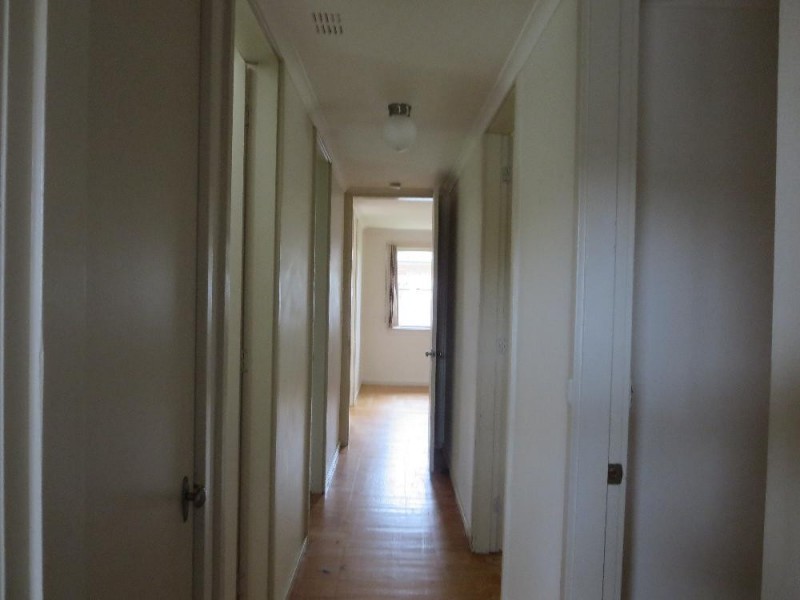 989 Captain Cook Drive, North Albury NSW 2640