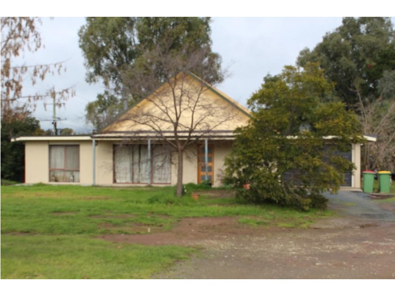 100 Victoria Street, Howlong NSW 2643