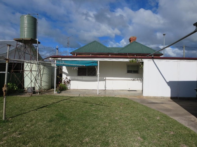 3 Fraser Street, Culcairn NSW 2660