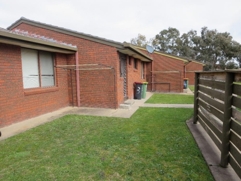 2/607 Prune Street, Lavington NSW 2641