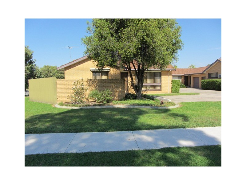 4/209 Baranbale Way, Springdale Heights NSW 2641