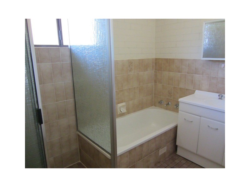 4/209 Baranbale Way, Springdale Heights NSW 2641