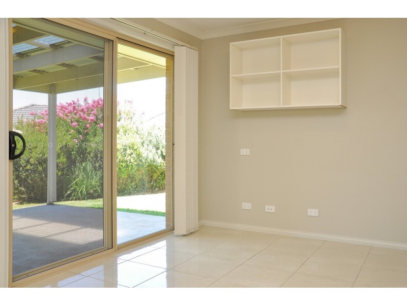 7 Bullfrog Court, Thurgoona NSW 2640