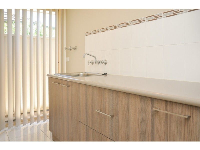 7 Bullfrog Court, Thurgoona NSW 2640