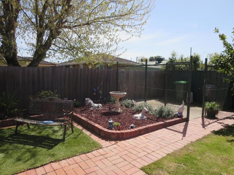 513 Iluka Crescent, Lavington NSW 2641