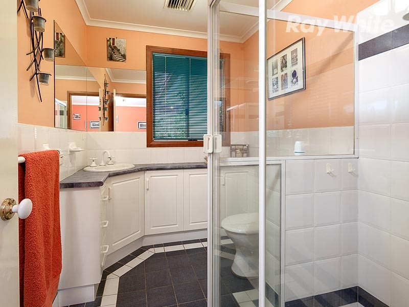 25 Honeysuckle Street, Thurgoona NSW 2640