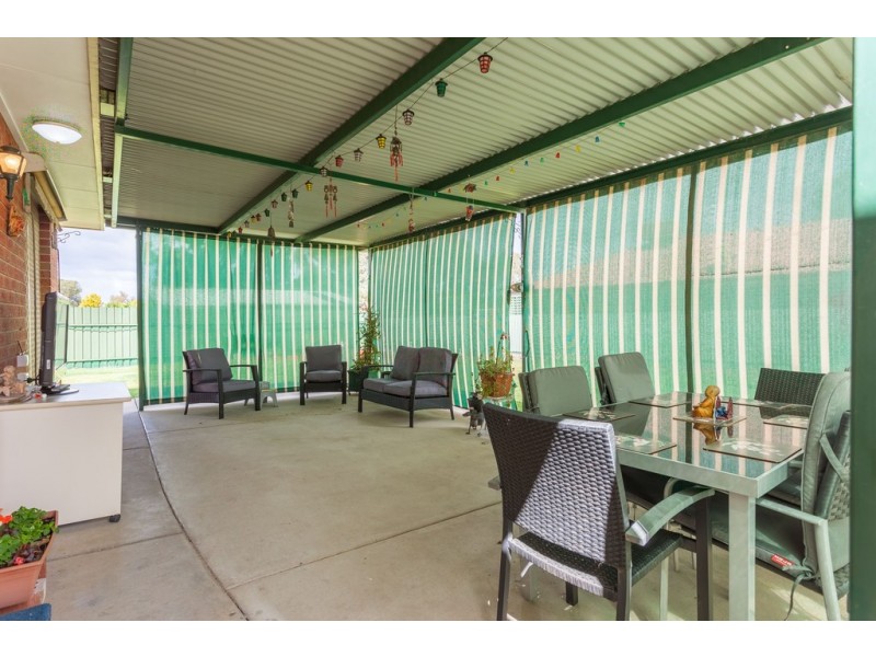 25 Jackling Drive, Lavington NSW 2641