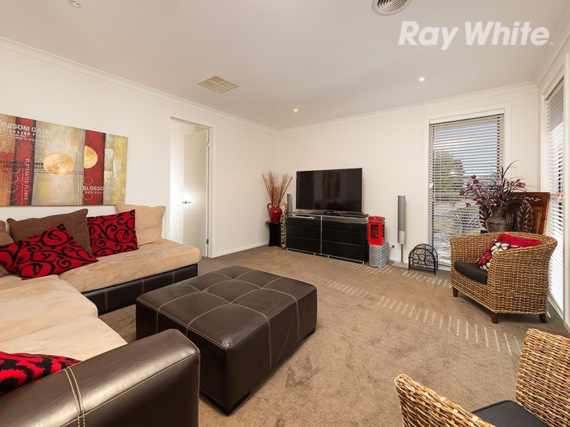 41 Champions Drive, Glenroy NSW 2640
