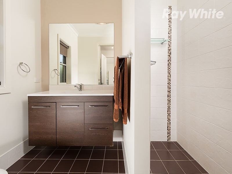 41 Champions Drive, Glenroy NSW 2640