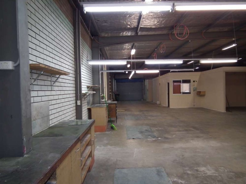 394 McDonald Road, Lavington NSW 2641