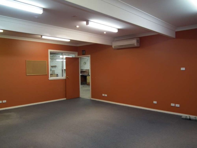 394 McDonald Road, Lavington NSW 2641