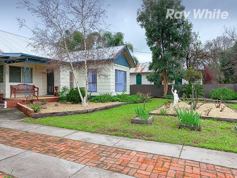 6 Main Street, Gerogery NSW 2642