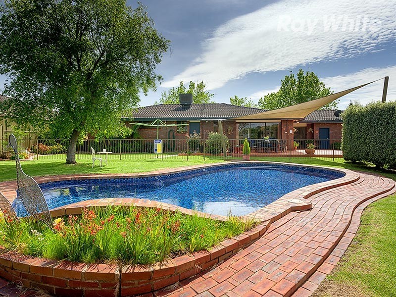 411 Romani Drive, Lavington NSW 2641