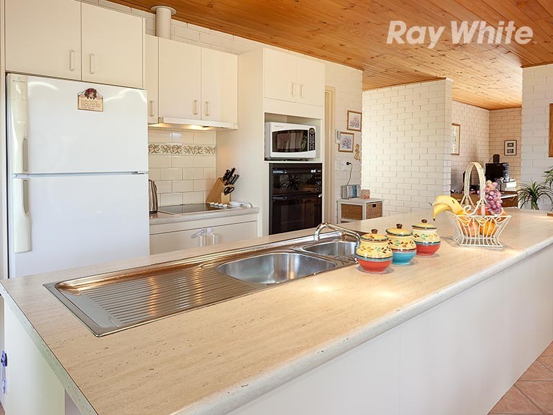 411 Romani Drive, Lavington NSW 2641