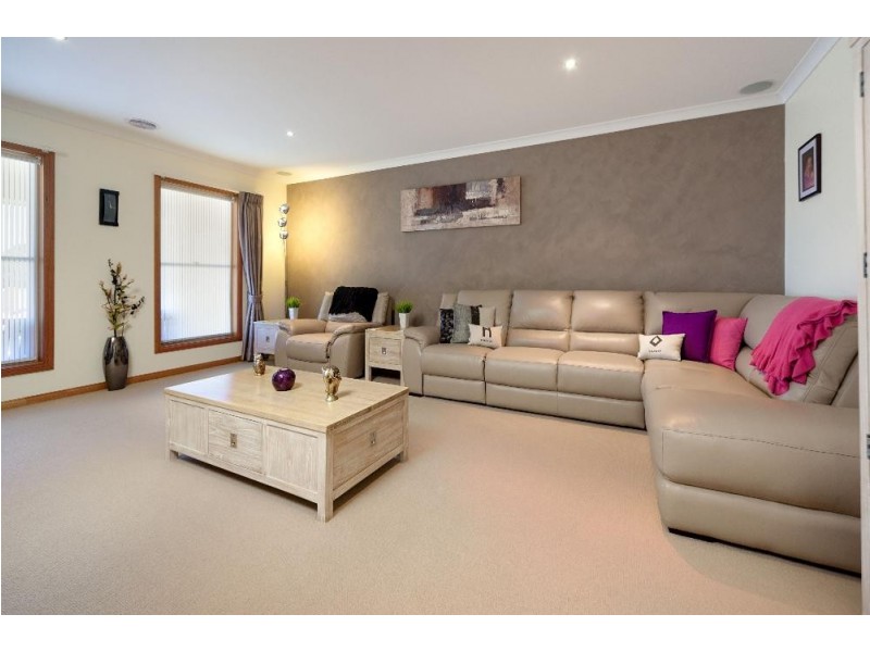 7 Bolger Court, Thurgoona NSW 2640