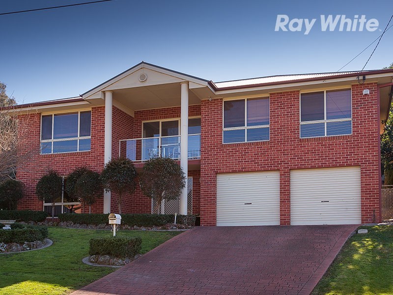 17 Michelle Avenue, Lavington NSW 2641