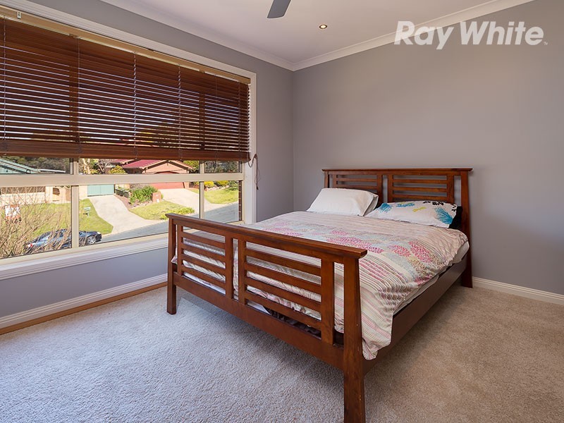 17 Michelle Avenue, Lavington NSW 2641