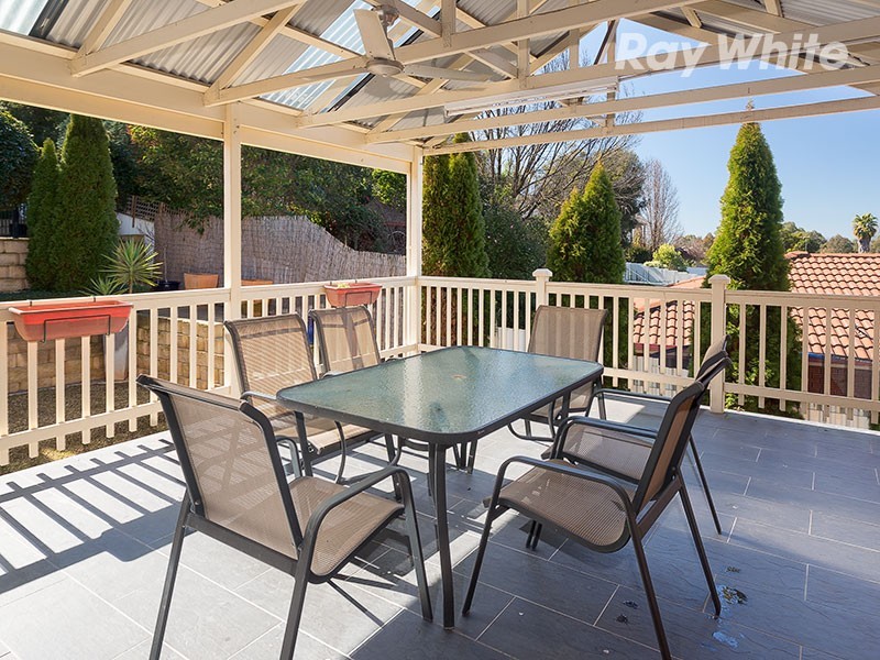 17 Michelle Avenue, Lavington NSW 2641