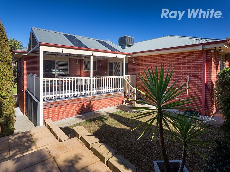 17 Michelle Avenue, Lavington NSW 2641