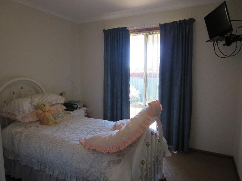60 Munro Street, Culcairn NSW 2660