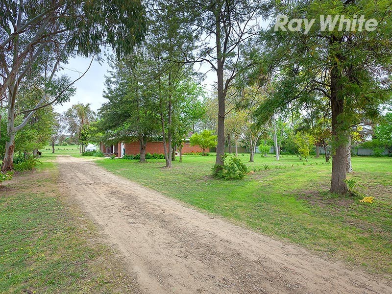 51 Hueske Road, Jindera NSW 2642
