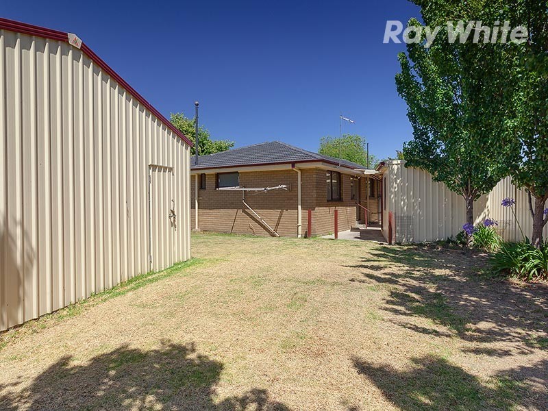 314 Parkland Crescent, Lavington NSW 2641