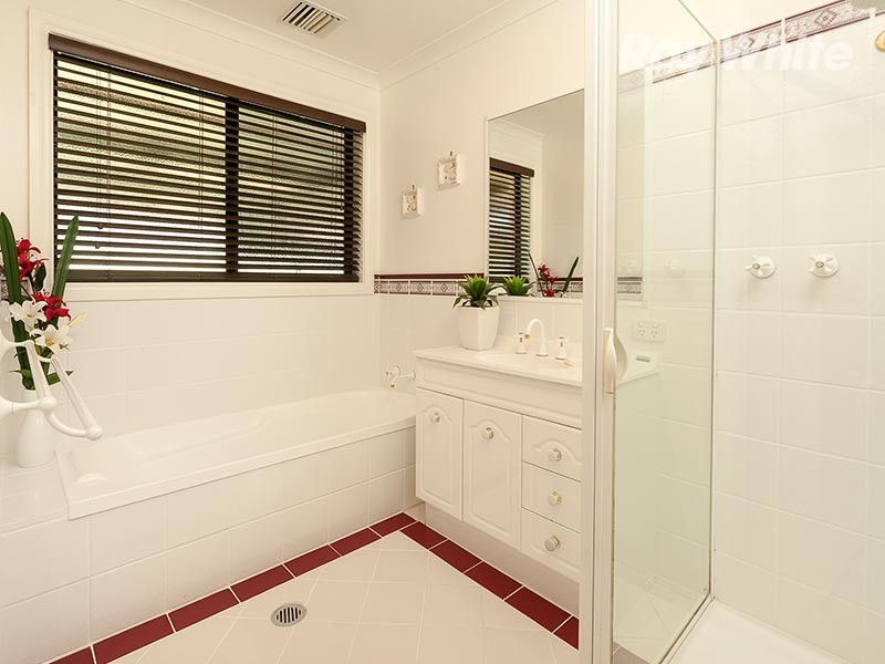43 Privett Place, Lavington NSW 2641