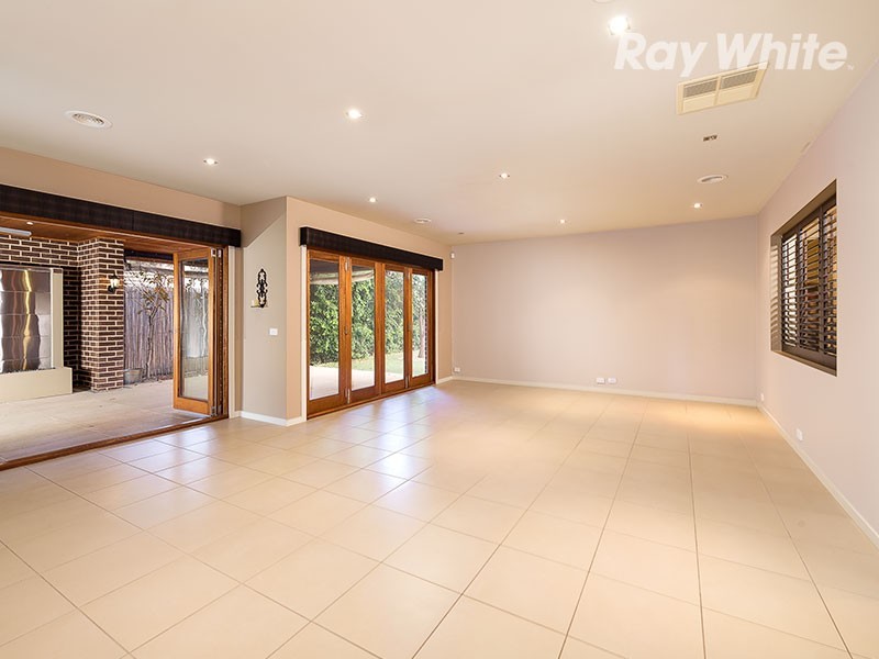 4 Black Springs Circuit, Albury NSW 2640