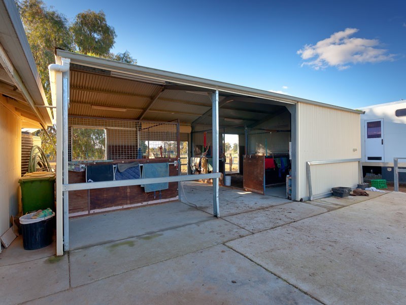 162 Sturt Street, Howlong NSW 2643
